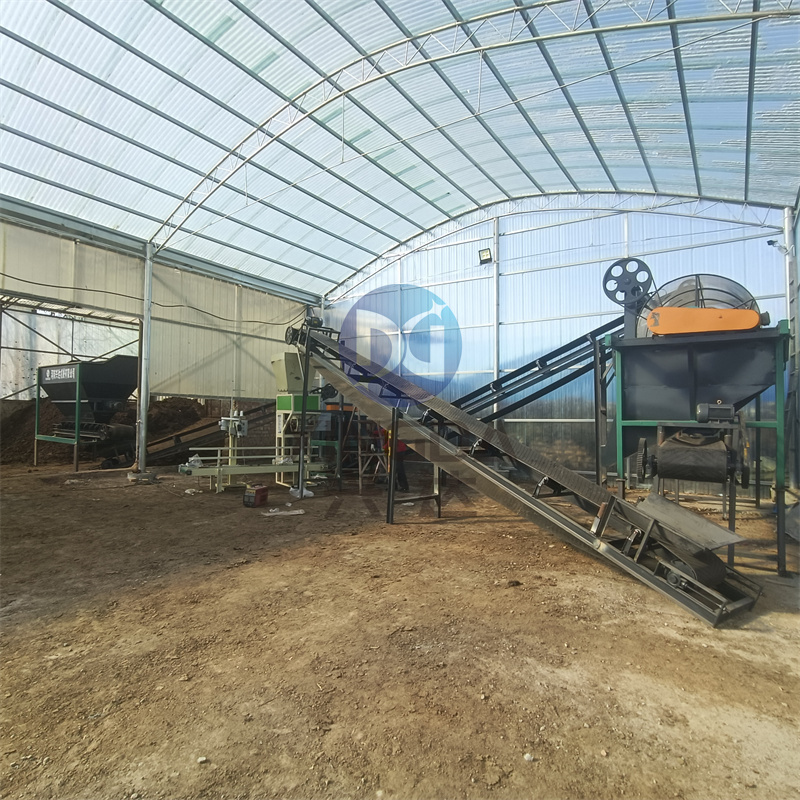 �����л����ϵĽ�϶��л��ʷ��͹��յ�Ӱ��